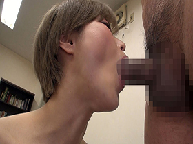 ノーハンドフェラは奴隷の証！4 手を使わずにフェラチオする10人の素人娘　サンプル画像20